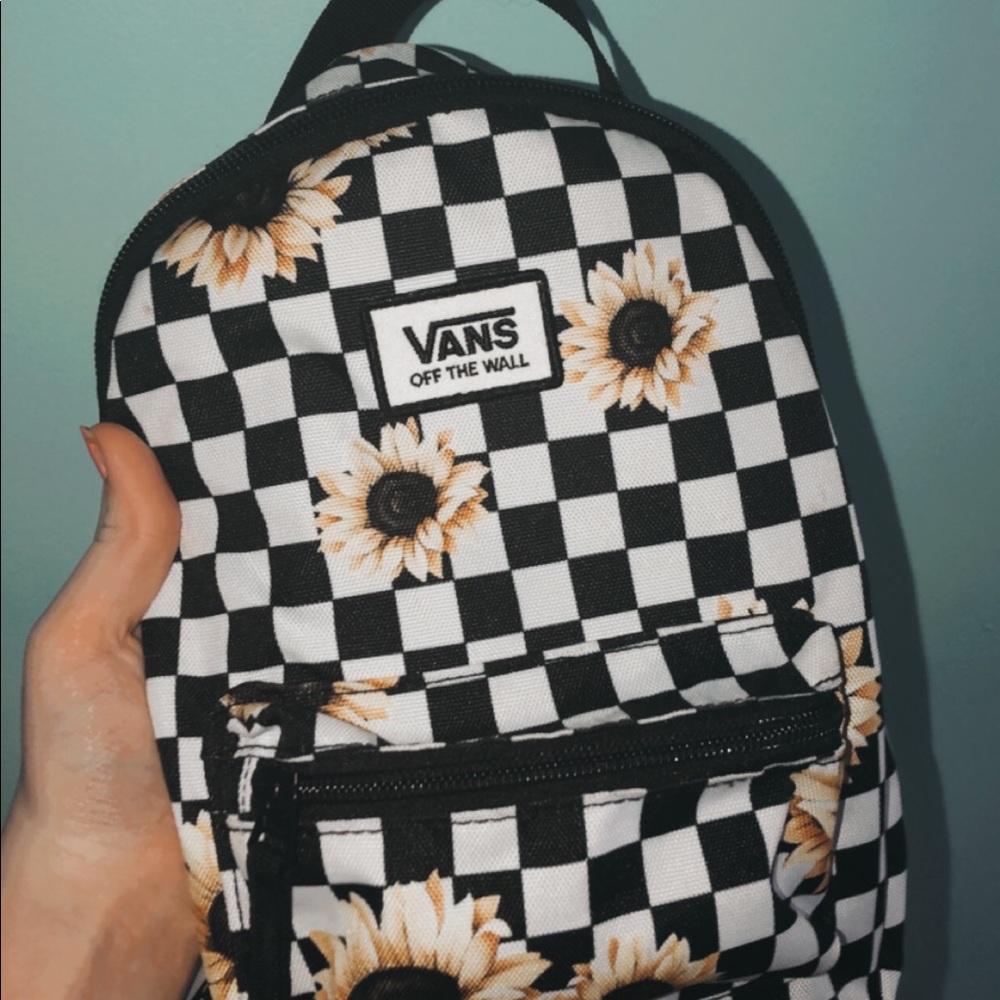 ✰ barely used vans sunflower mini backpack ✰